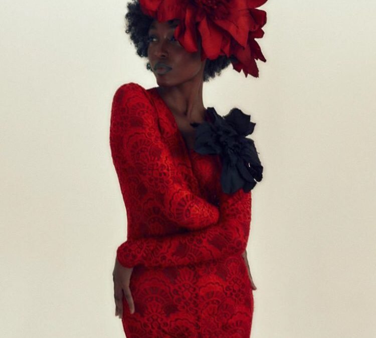 Monica Sampaio: Santa Resistência e o Ativismo nas Passarelas