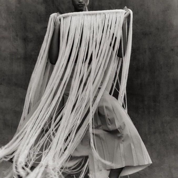 Angela Brito: Tradição e Vanguarda Entrelaçadas